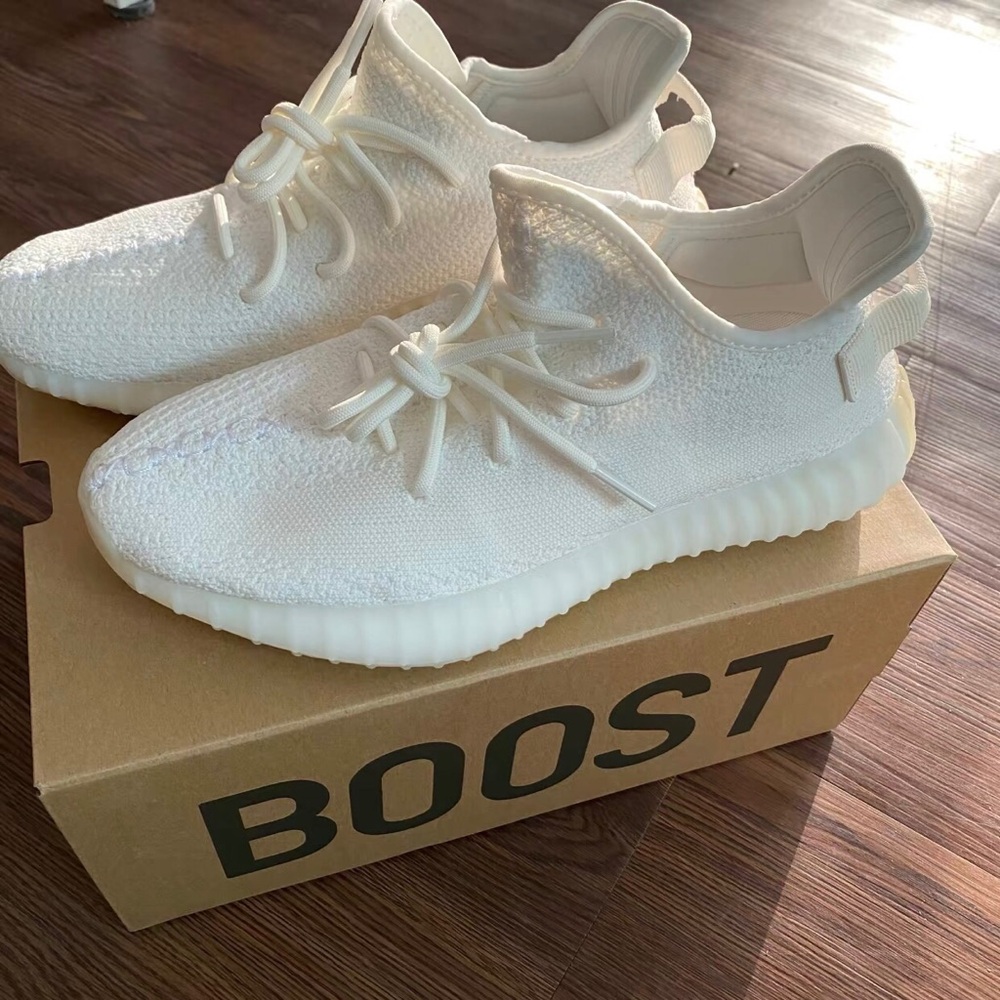 Yeezy Boost 350 V2